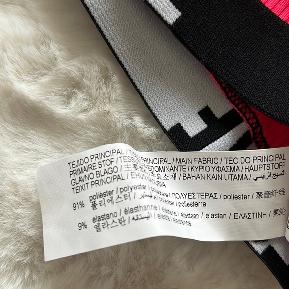 NEW Pull & Bear Ribbed Self Love Vintage Style Sporty Top Size S - Picture 4 of 9